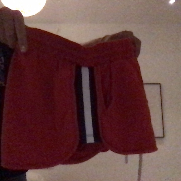 red baggy shorts - Picture 2 of 3